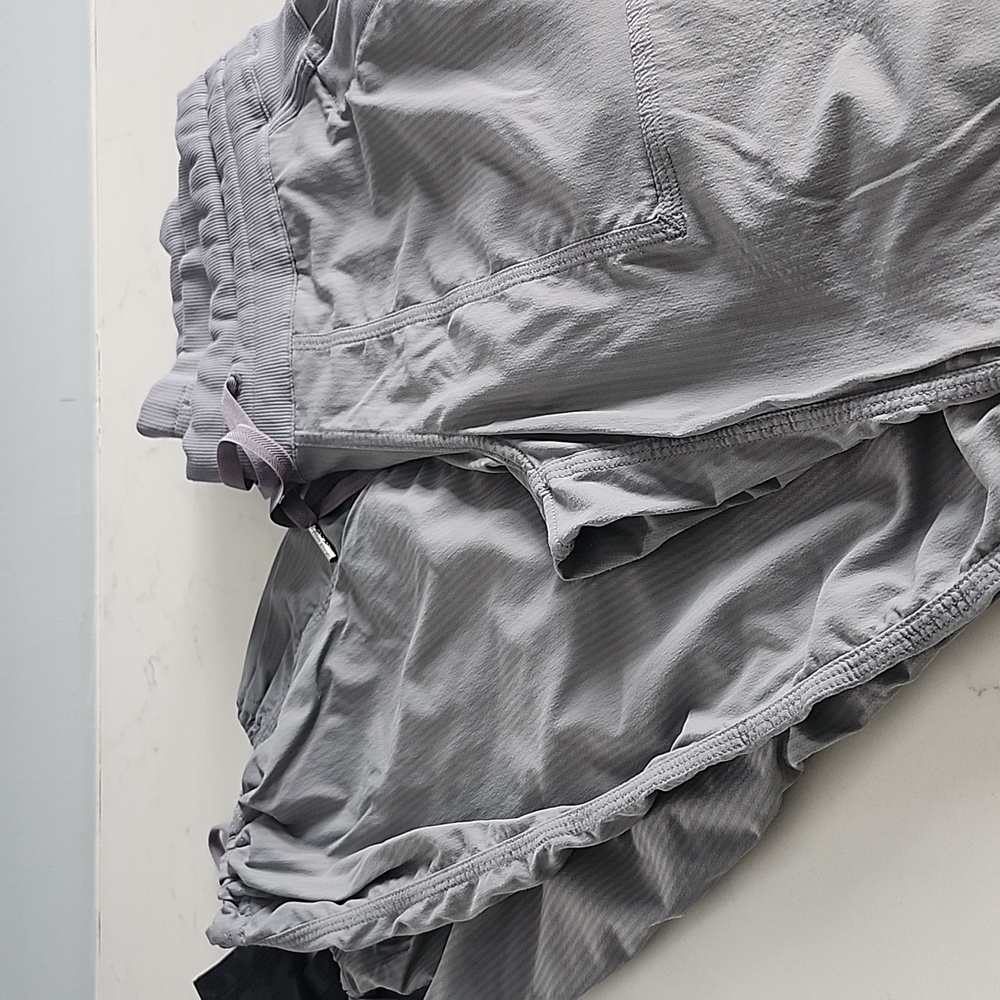 Lulu🍋 unlined studio pants.